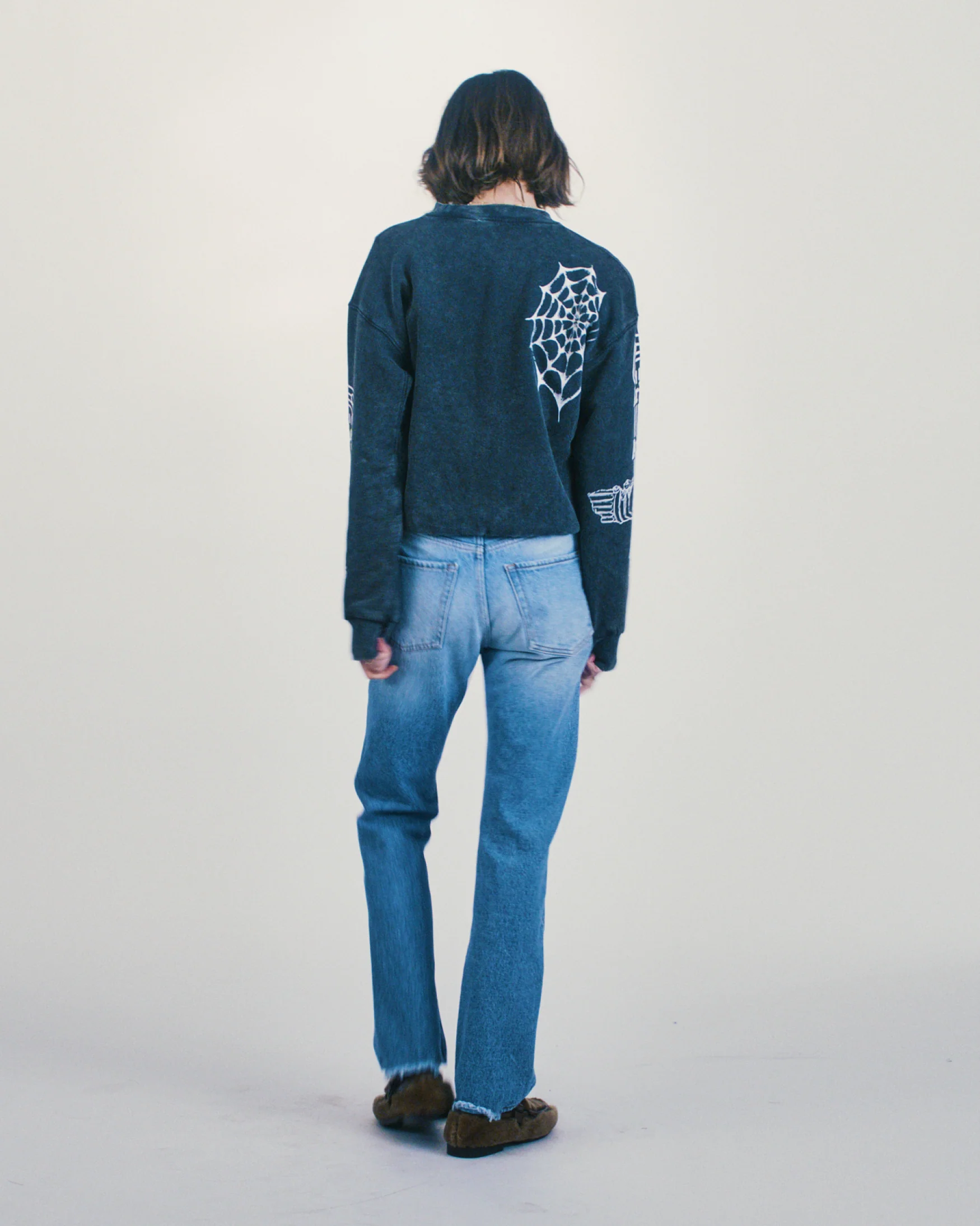 Aged Overlord Sweatshirt - Image 11