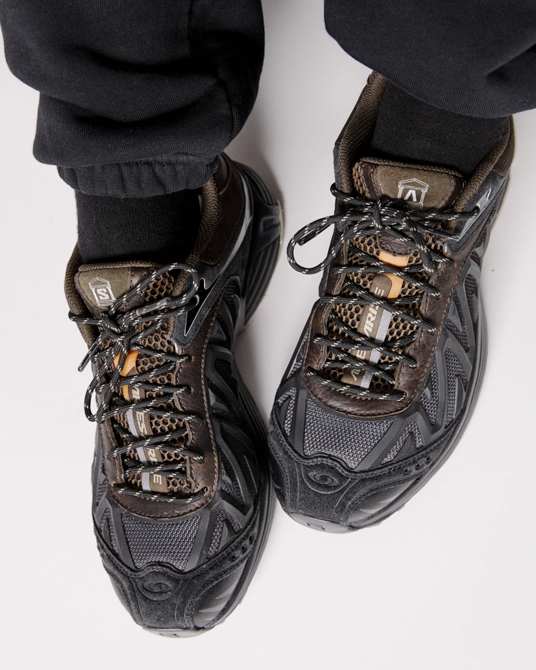 aries x salomon xt whisper - black - complex - Image 3