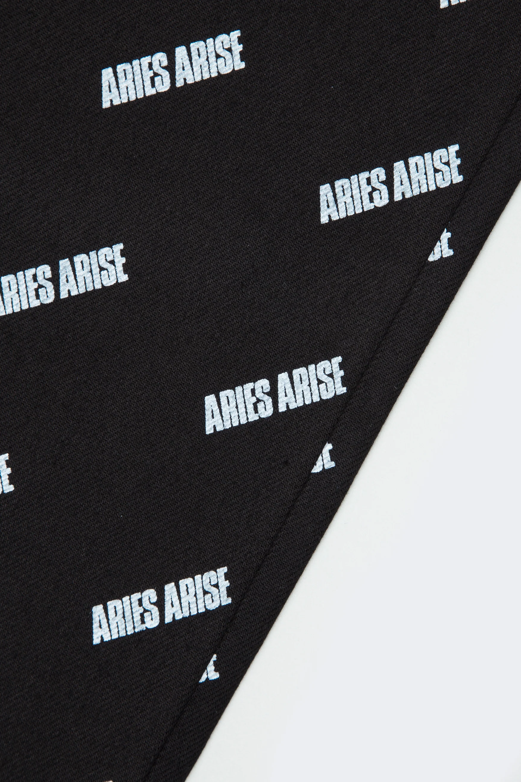 Allover Aries Lilly Jeans - Image 4
