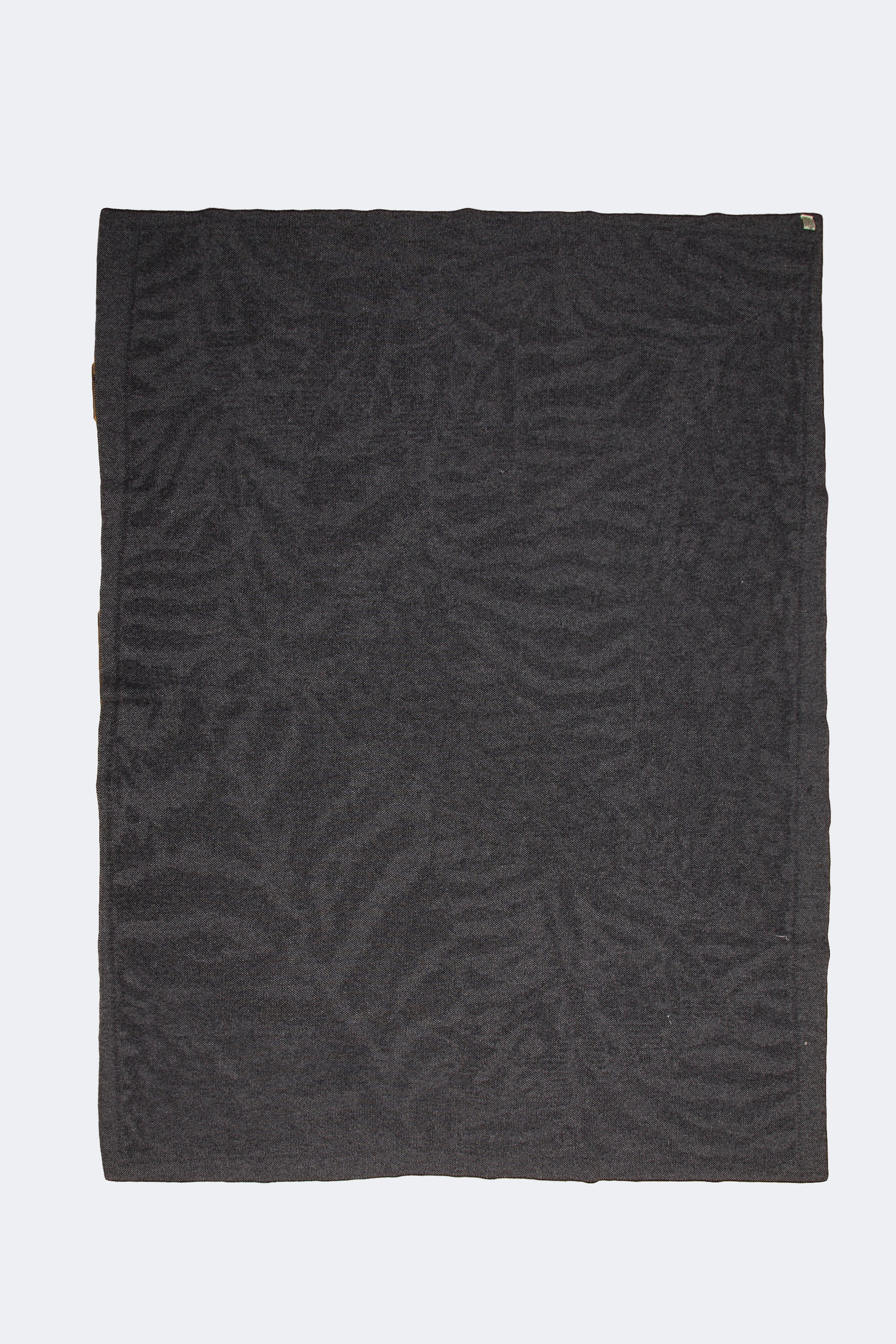 Zip jacquard blanket - Image 3