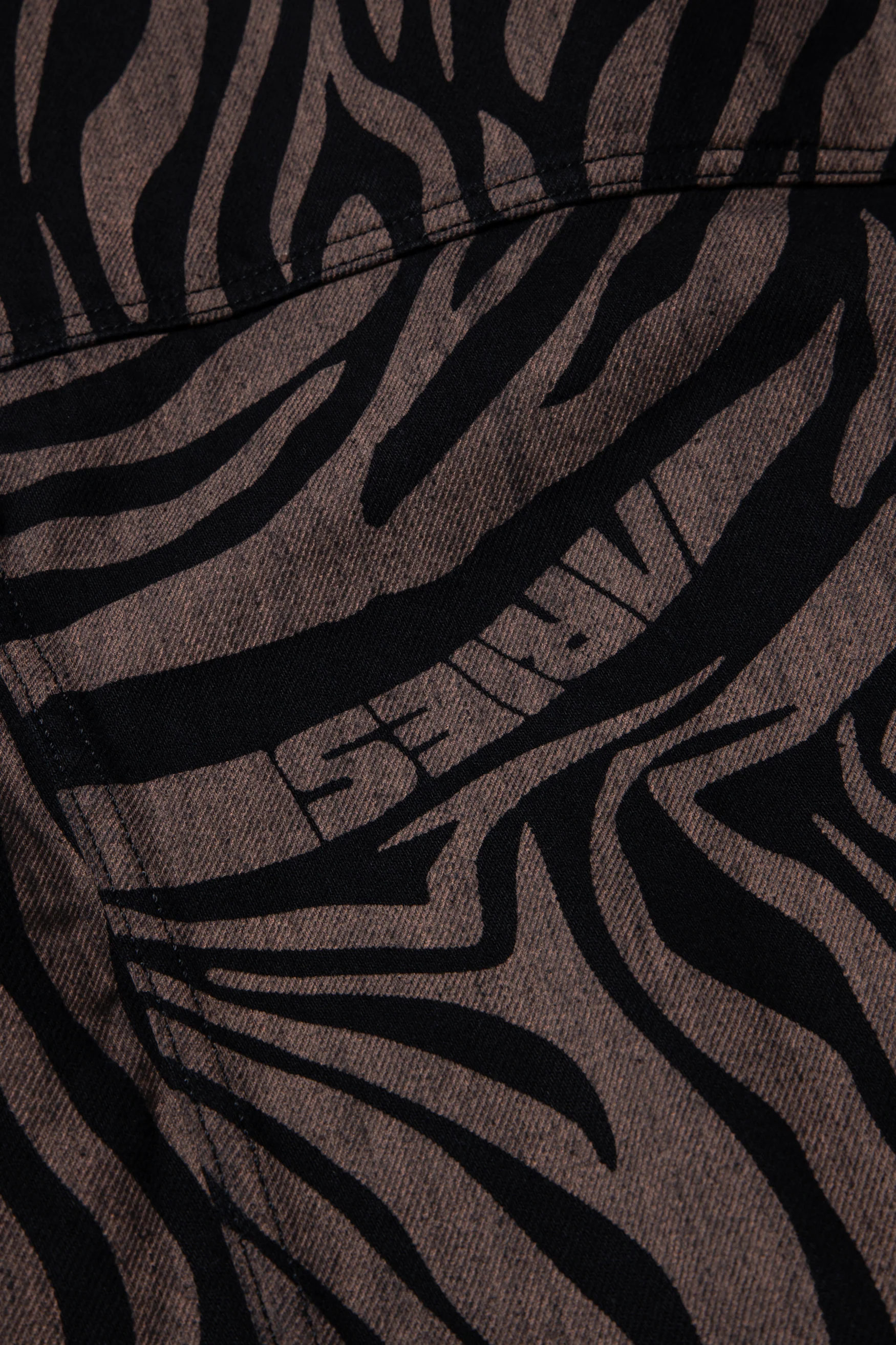 Tiger Print Milou Jean - Image 3