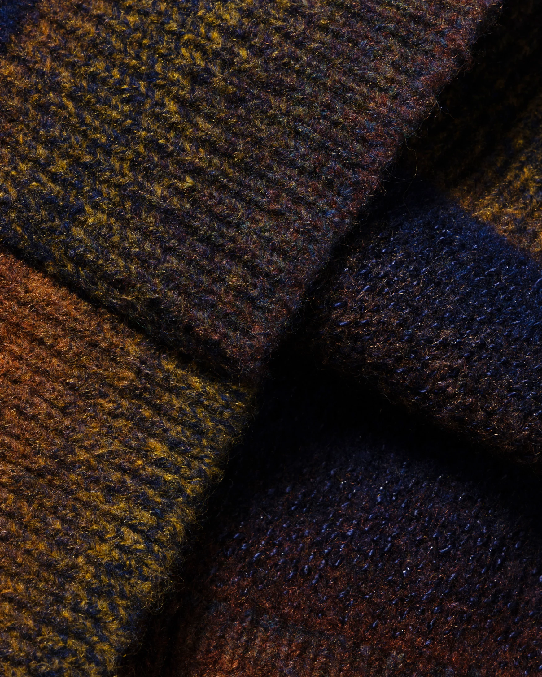 Boucle Space Dye Knit Vest - Image 4