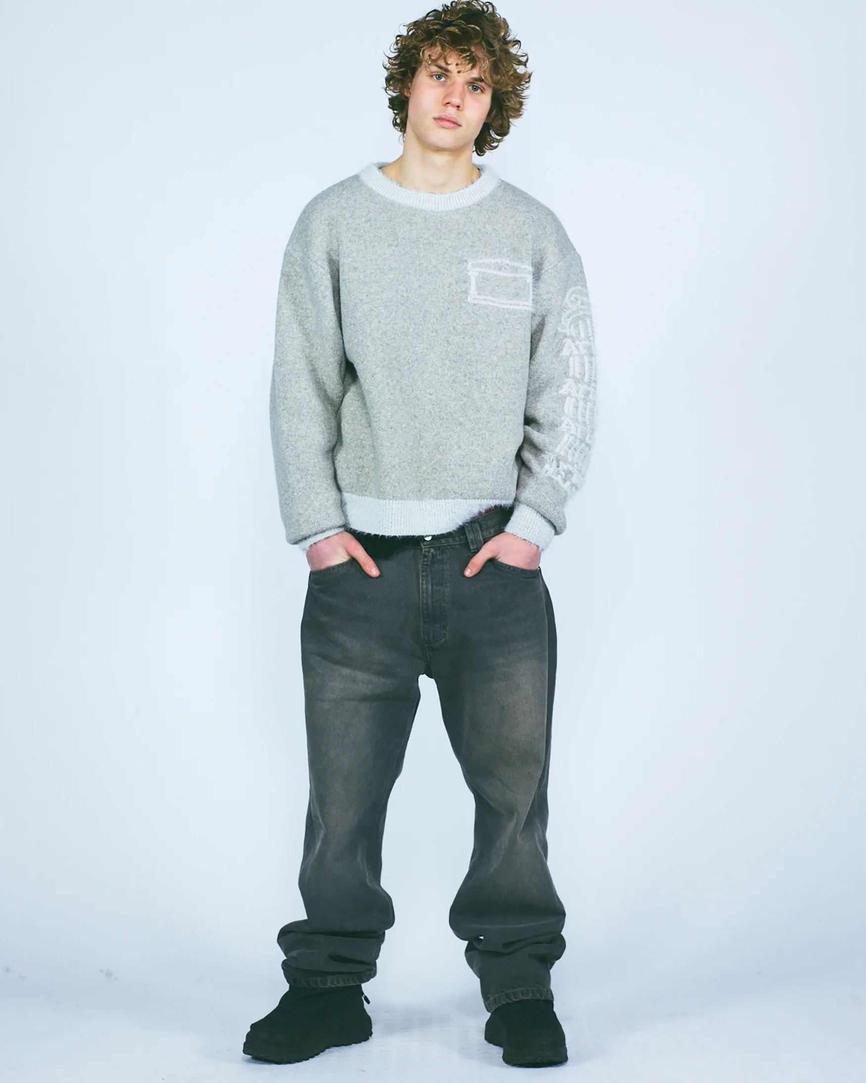 Fluffy Column Chenille Crew Neck - Image 3