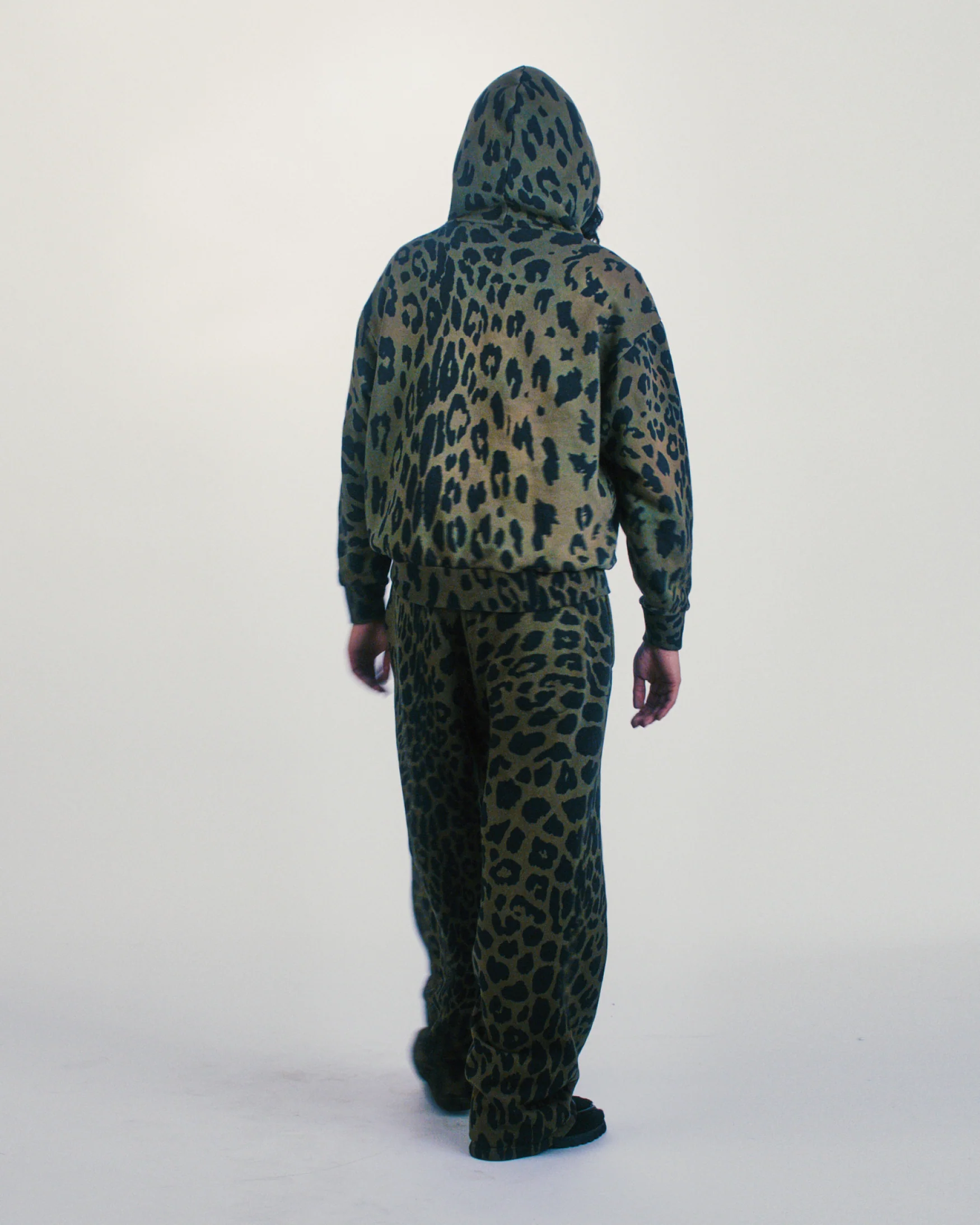 Leopard Tie Dye Straight Sweatpant - Image 9