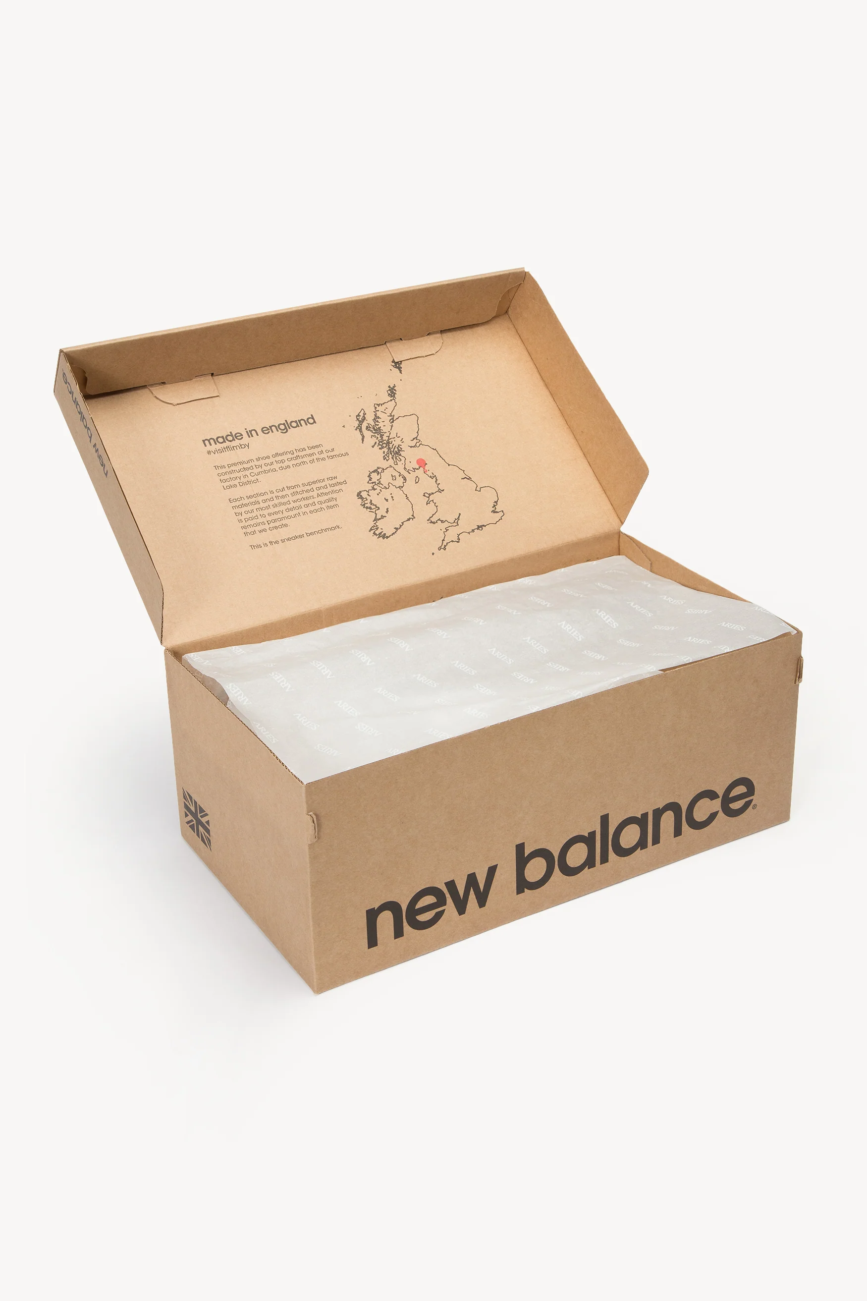 Aries x New Balance Mens 991ARI - Image 10