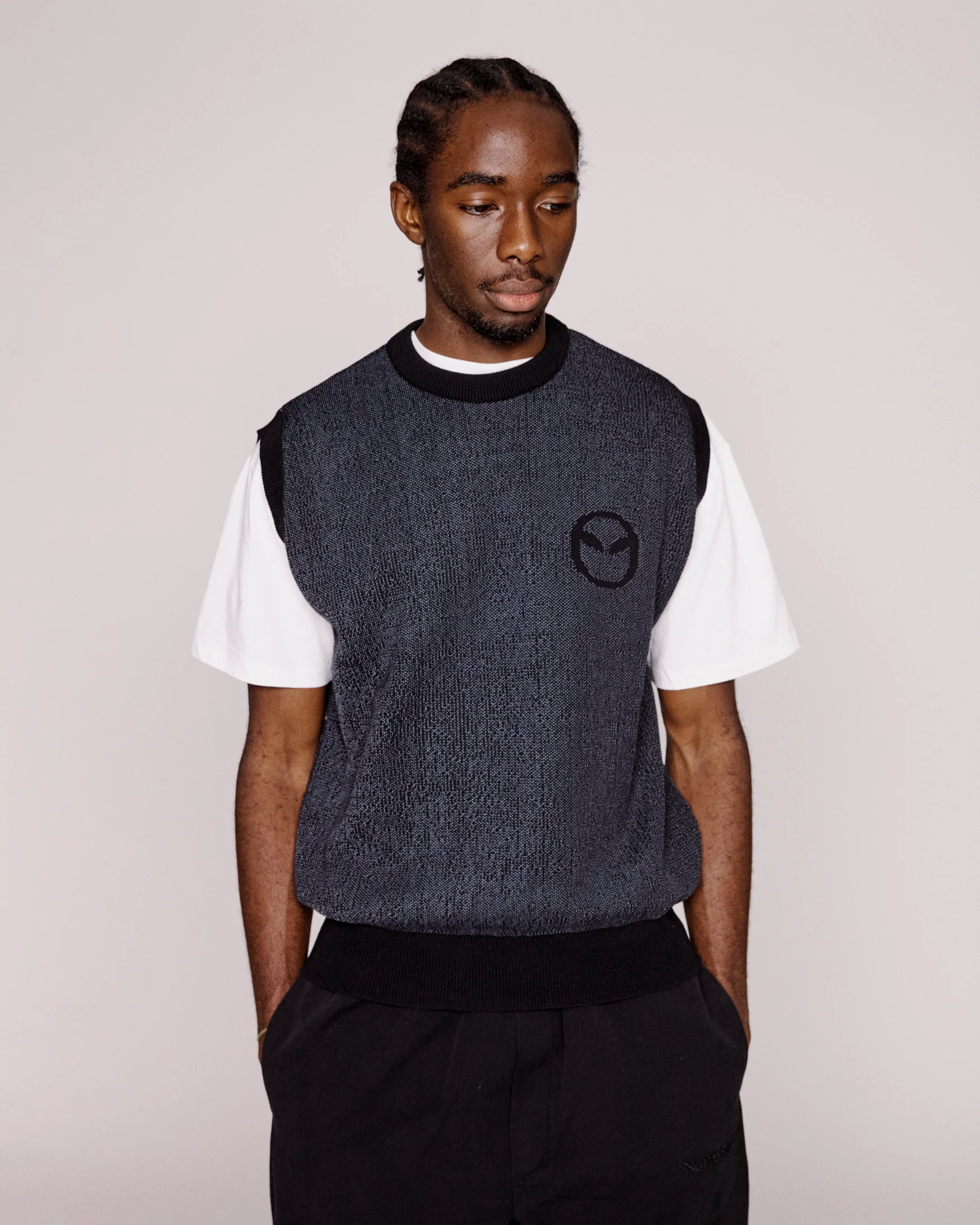 Alien-O Reversible Cotton Vest - Image 6