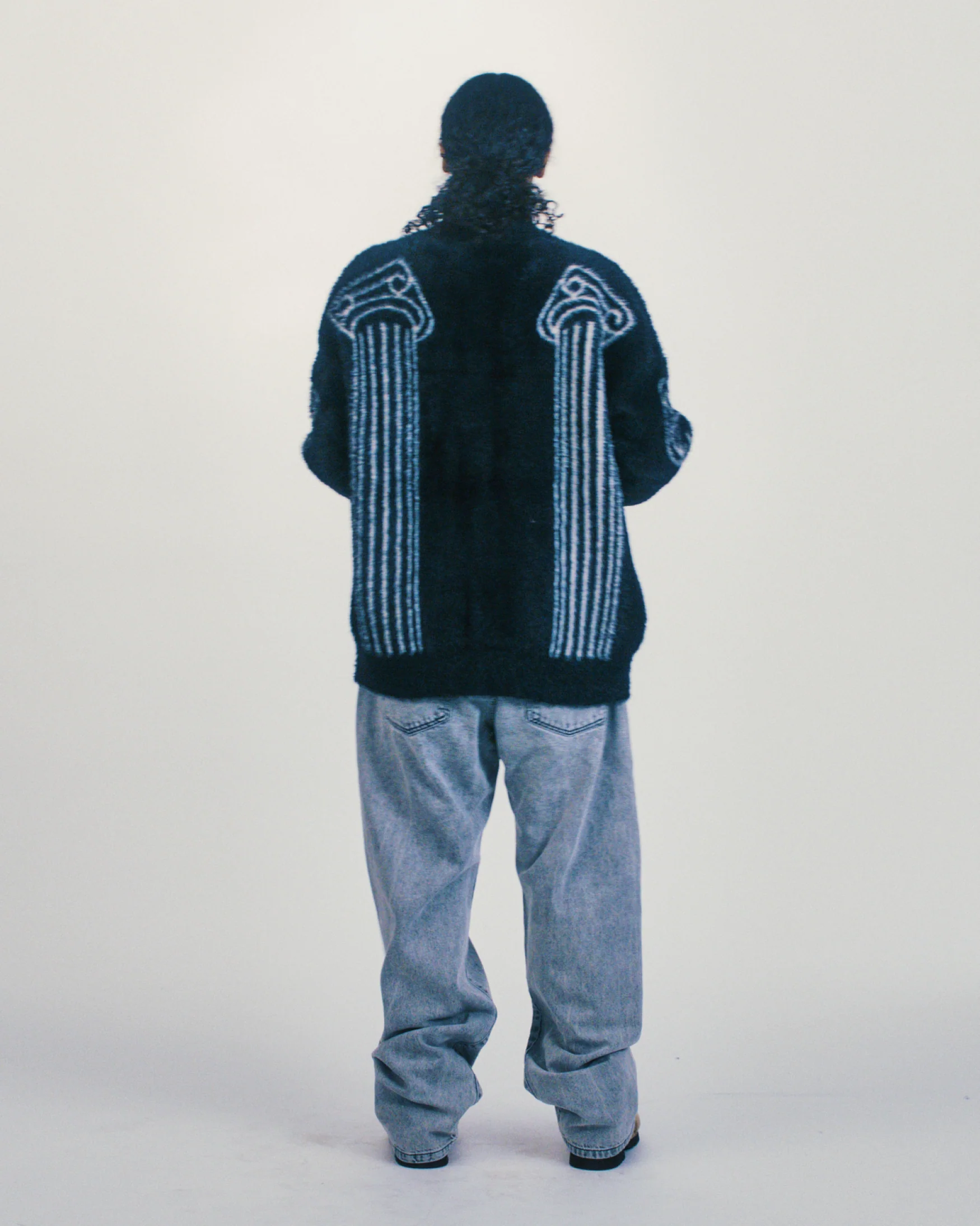 Oversized Chenille Column Knit Cardigan - Image 9