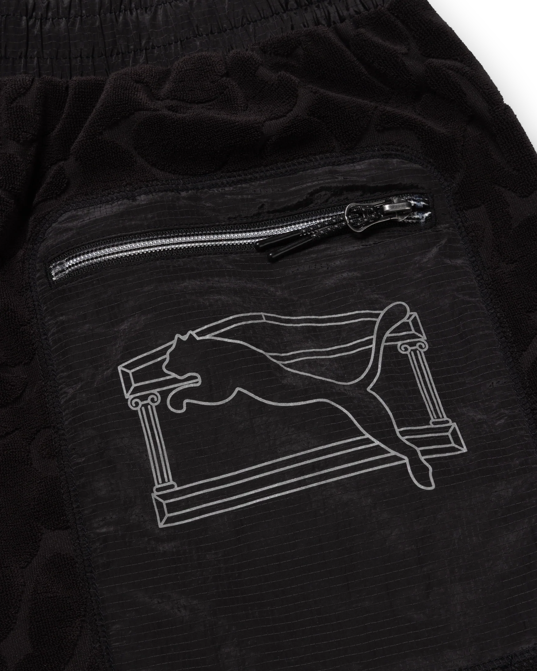 puma x aries tribal jacquard towelling shorts - Image 6