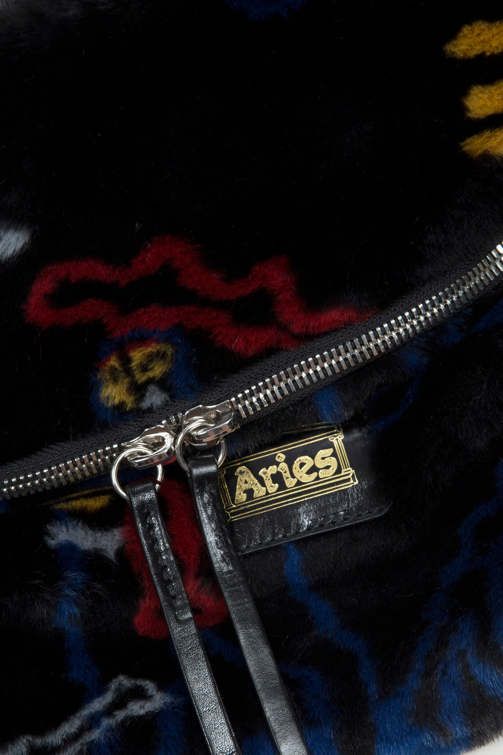 Dude Bum Bag Fake Fur - Image 4