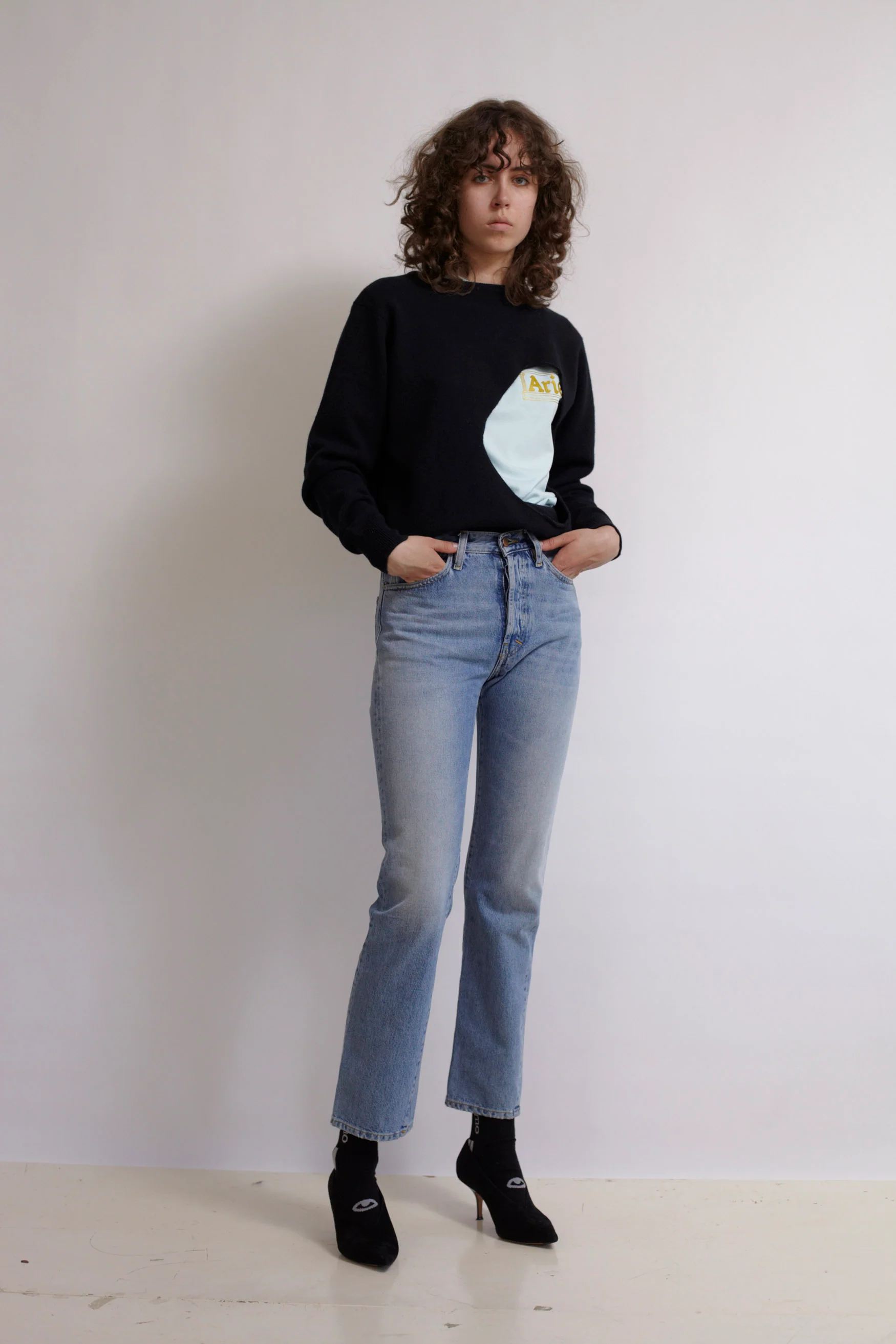 Hole Jumper - Image 2