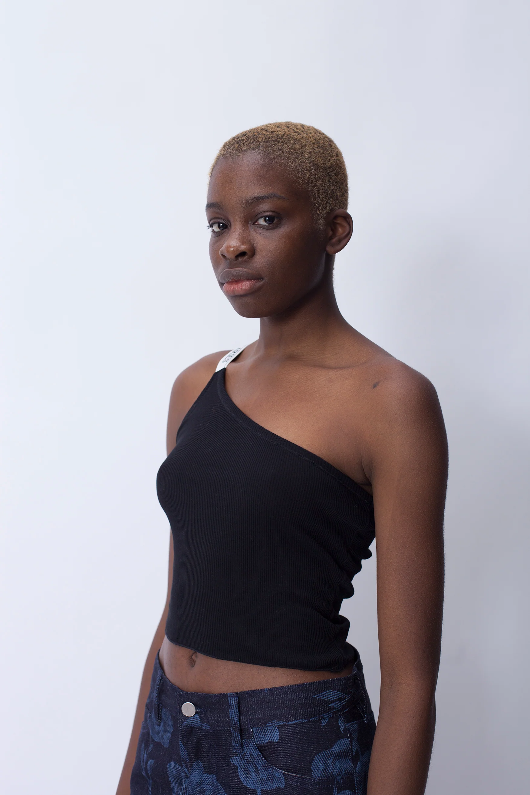Rib Asymmetric Vest - Image 4