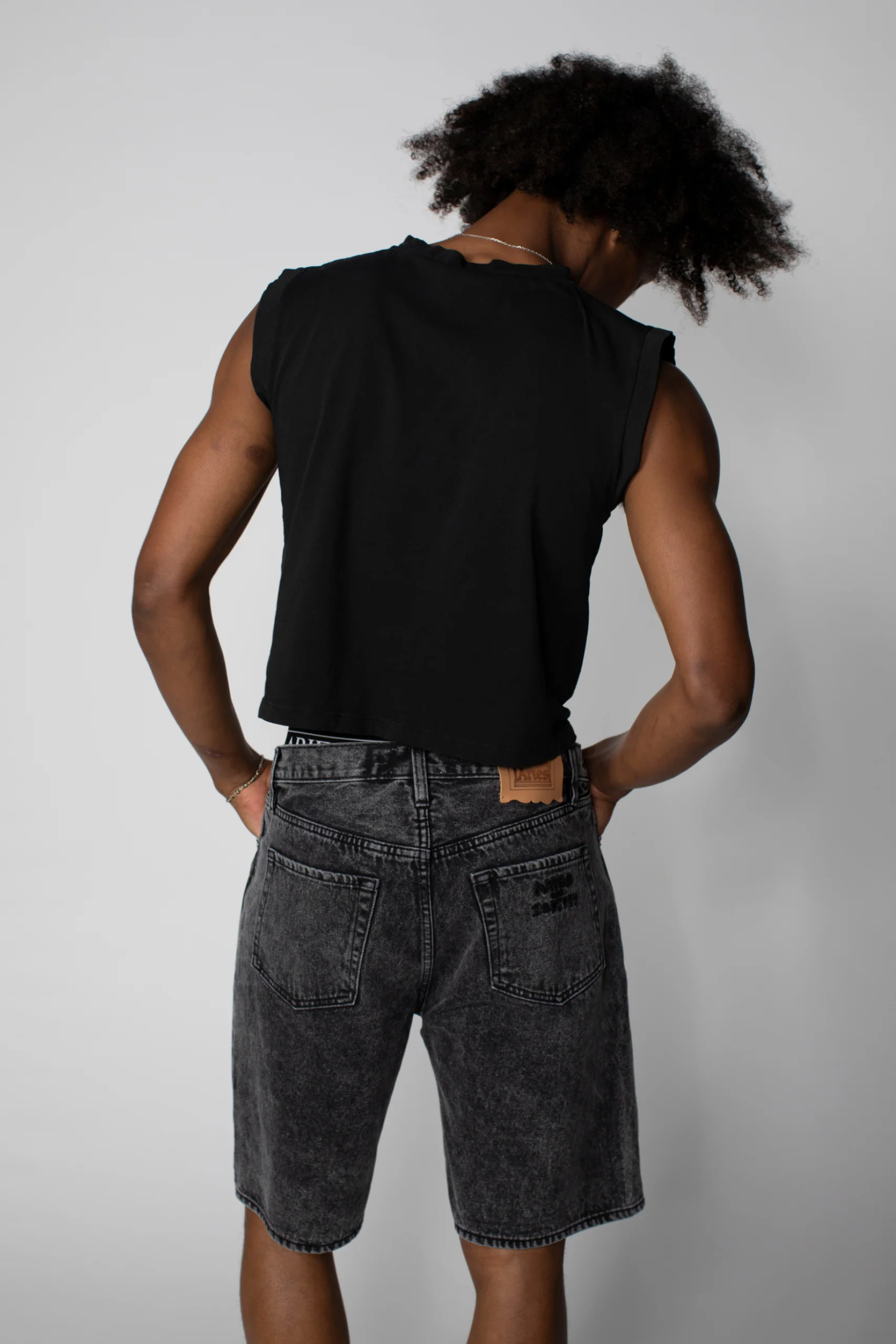 Animal Screen Vest - Image 9