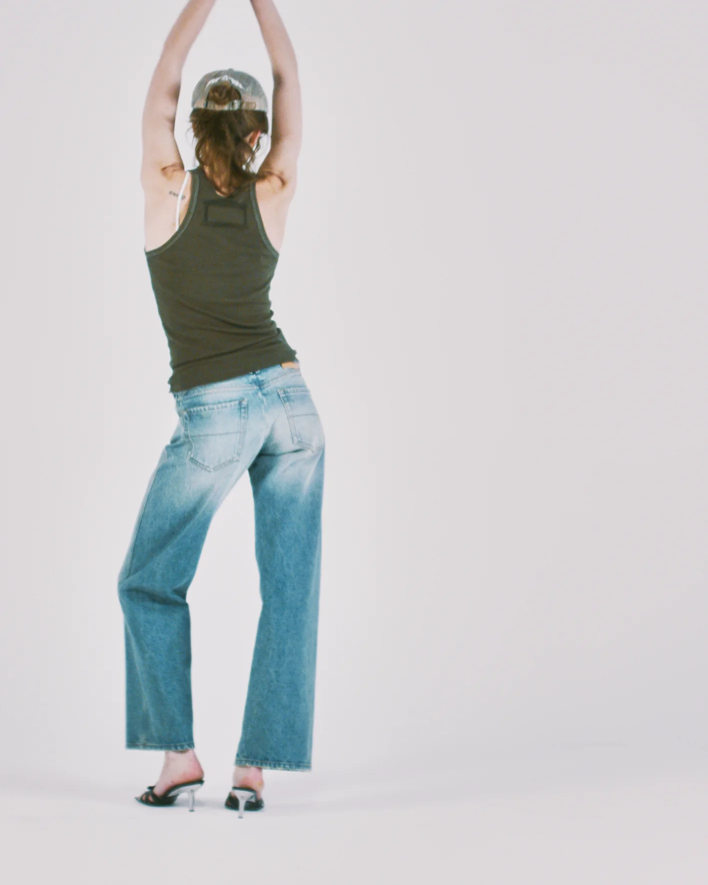 Barbed Peace Lightweight Vest - Image 4