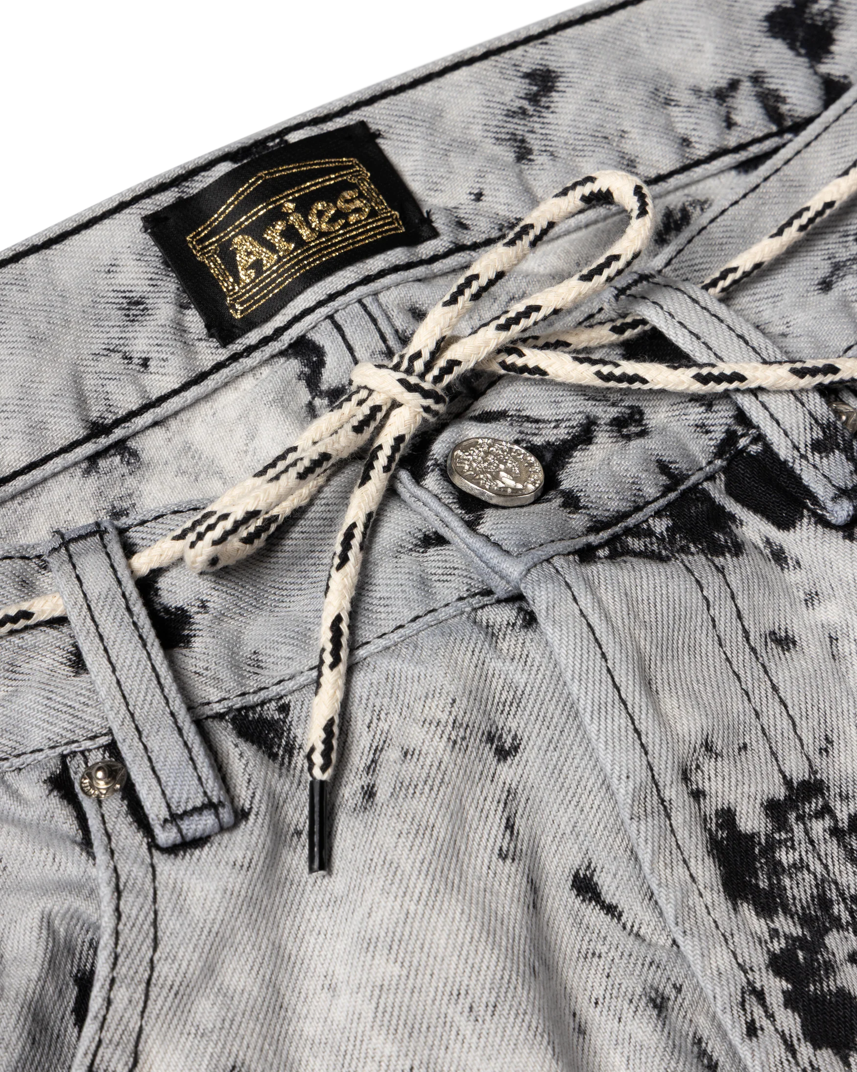 Heavy Acid Wash Batten Jean - Image 7