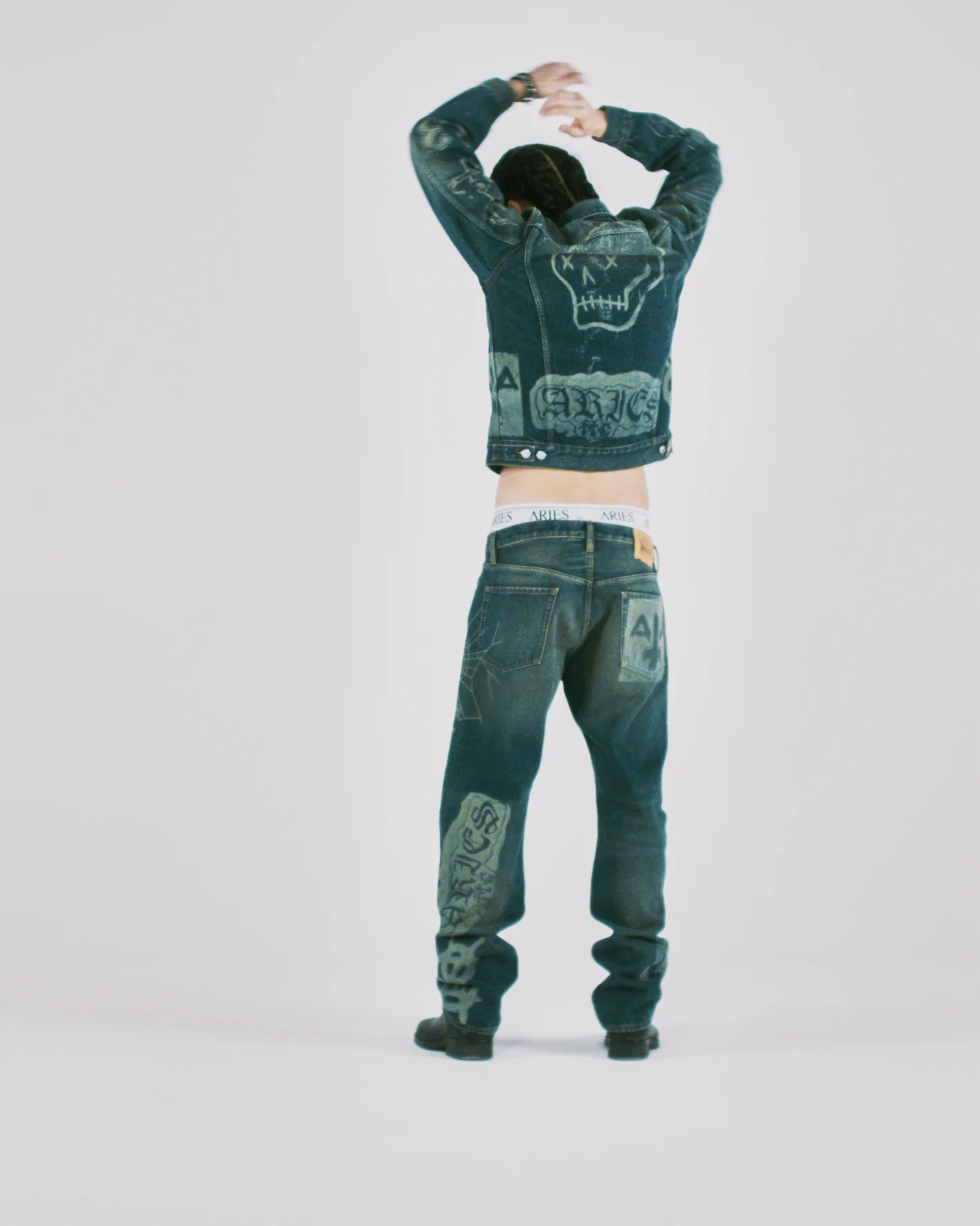 Metal 00's Trucker Jacket - Image 9