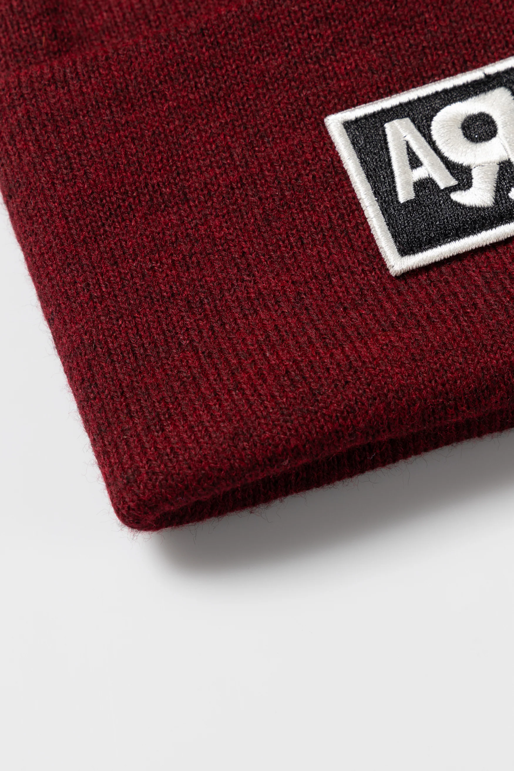 Aries x Vault by Vans Gyow Patch Beanie - Image 7